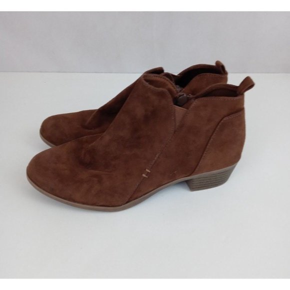 Arizona Jean Co. Gale Brown Fauz Suede Side Zip Ankle Boots Booties Size 7 - Picture 5 of 7